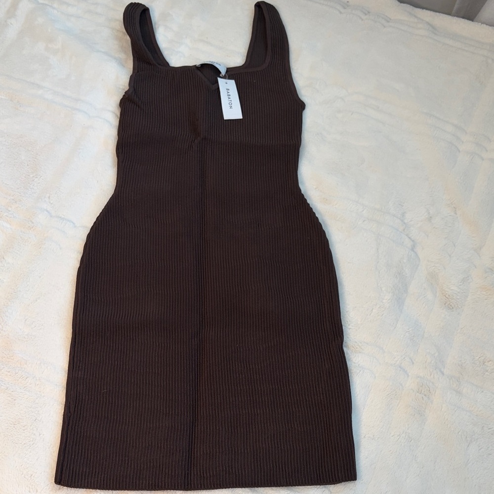 Babaton Elegant Brown Ribbed Dress